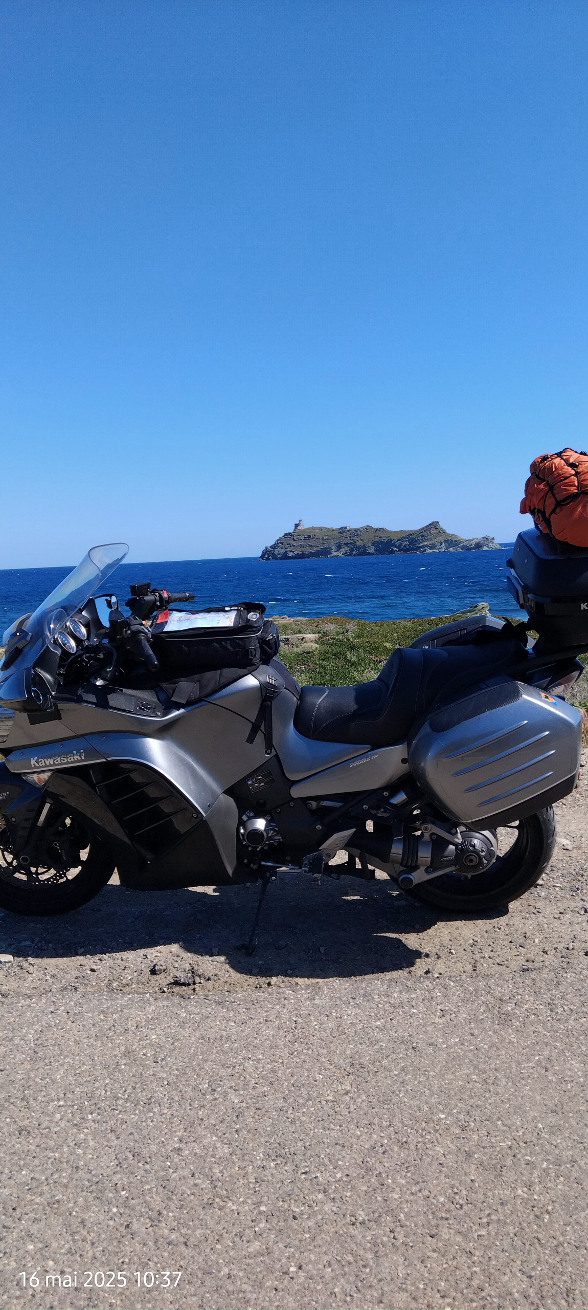 KAWASAKI GTR GRAND TOURER